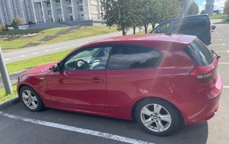 BMW 1 серия, 2011 год, 370 000 рублей, 3 фотография