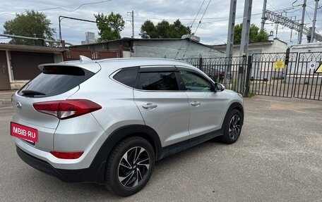 Hyundai Tucson III, 2018 год, 1 400 000 рублей, 2 фотография