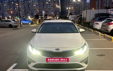 KIA Optima IV, 2019 год, 1 880 000 рублей, 13 фотография