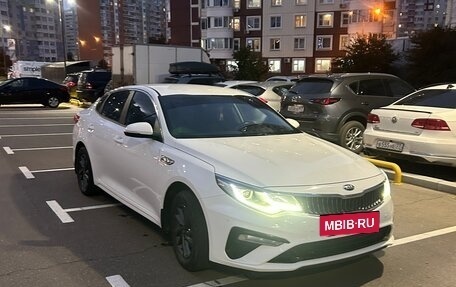 KIA Optima IV, 2019 год, 1 880 000 рублей, 14 фотография