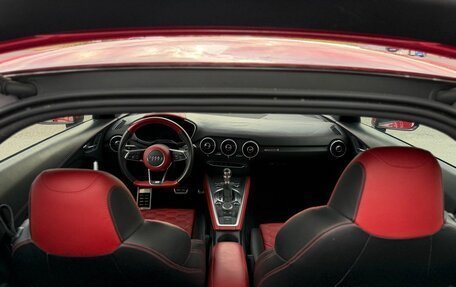 Audi TT, 2015 год, 2 999 000 рублей, 23 фотография