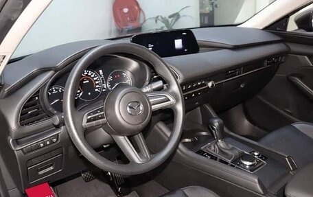 Mazda 3, 2023 год, 1 930 000 рублей, 10 фотография