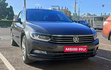 Volkswagen Passat B8 рестайлинг, 2016 год, 1 850 000 рублей, 1 фотография
