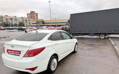 Hyundai Solaris II рестайлинг, 2016 год, 890 000 рублей, 3 фотография