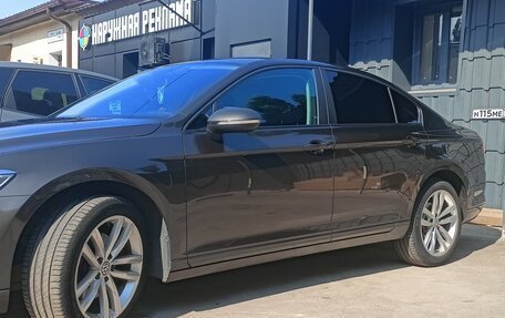 Volkswagen Passat B8 рестайлинг, 2016 год, 1 850 000 рублей, 2 фотография