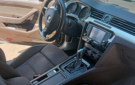 Volkswagen Passat B8 рестайлинг, 2016 год, 1 850 000 рублей, 6 фотография