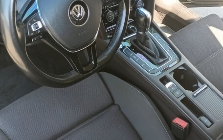 Volkswagen Passat B8 рестайлинг, 2016 год, 1 850 000 рублей, 10 фотография