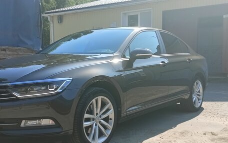Volkswagen Passat B8 рестайлинг, 2016 год, 1 850 000 рублей, 5 фотография