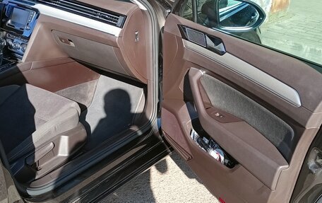 Volkswagen Passat B8 рестайлинг, 2016 год, 1 850 000 рублей, 9 фотография