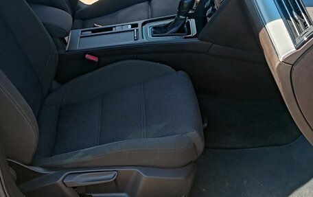 Volkswagen Passat B8 рестайлинг, 2016 год, 1 850 000 рублей, 14 фотография