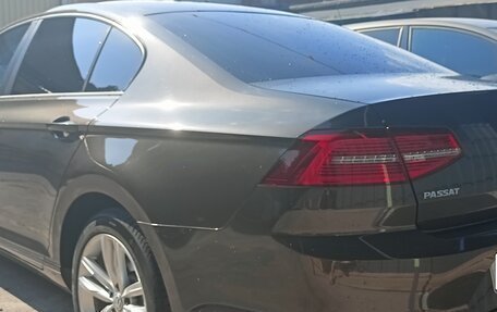 Volkswagen Passat B8 рестайлинг, 2016 год, 1 850 000 рублей, 18 фотография