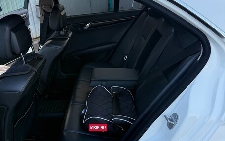Mercedes-Benz C-Класс, 2011 год, 1 100 000 рублей, 7 фотография