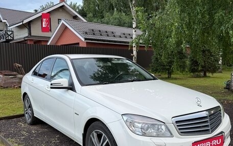 Mercedes-Benz C-Класс, 2011 год, 1 100 000 рублей, 2 фотография