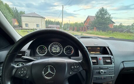 Mercedes-Benz C-Класс, 2011 год, 1 100 000 рублей, 9 фотография
