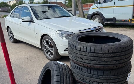 Mercedes-Benz C-Класс, 2011 год, 1 100 000 рублей, 10 фотография