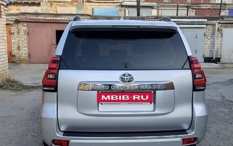 Toyota Land Cruiser Prado 150 рестайлинг 2, 2018 год, 6 000 000 рублей, 6 фотография