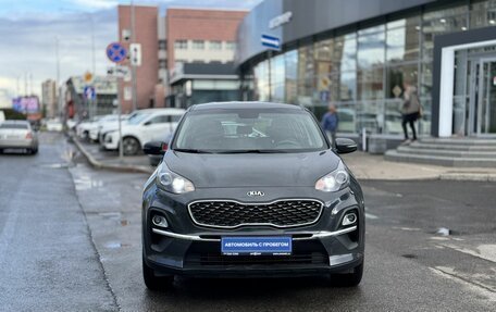 KIA Sportage IV рестайлинг, 2020 год, 1 900 000 рублей, 2 фотография
