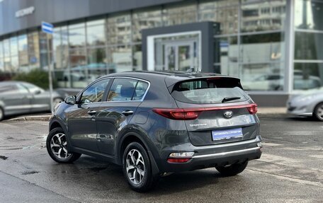 KIA Sportage IV рестайлинг, 2020 год, 1 900 000 рублей, 6 фотография