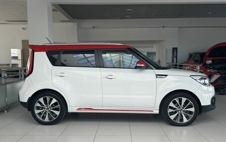KIA Soul II рестайлинг, 2018 год, 1 300 000 рублей, 8 фотография