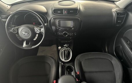 KIA Soul II рестайлинг, 2018 год, 1 300 000 рублей, 11 фотография