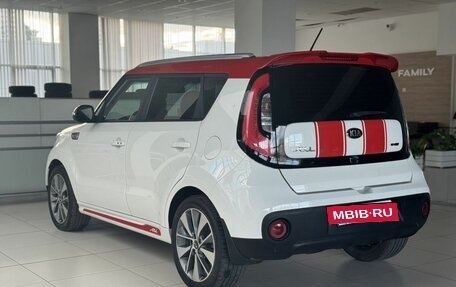 KIA Soul II рестайлинг, 2018 год, 1 300 000 рублей, 6 фотография