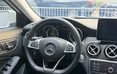 Mercedes-Benz GLA, 2019 год, 2 245 000 рублей, 11 фотография