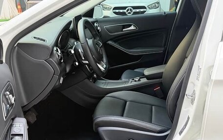 Mercedes-Benz GLA, 2019 год, 2 245 000 рублей, 8 фотография