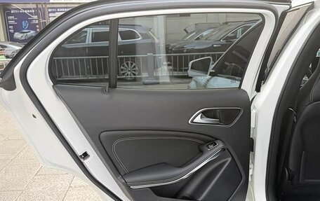 Mercedes-Benz GLA, 2019 год, 2 245 000 рублей, 15 фотография