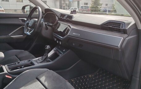 Audi Q3, 2021 год, 2 570 000 рублей, 33 фотография