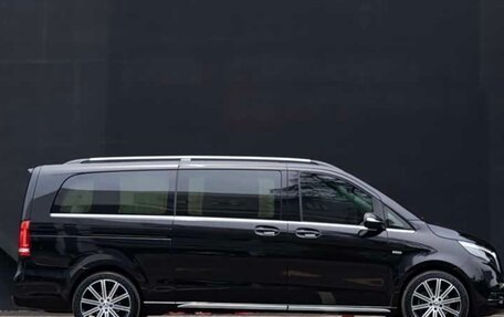 Mercedes-Benz V-Класс, 2024 год, 7 146 978 рублей, 4 фотография