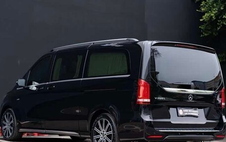 Mercedes-Benz V-Класс, 2024 год, 7 146 978 рублей, 5 фотография