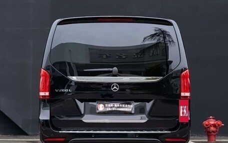 Mercedes-Benz V-Класс, 2024 год, 7 146 978 рублей, 6 фотография