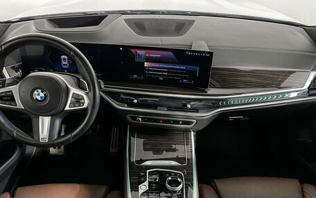 BMW X7, 2022 год, 10 700 000 рублей, 11 фотография