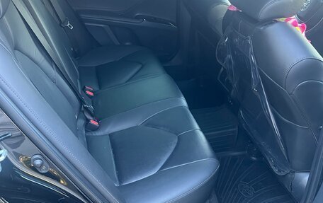 Toyota Camry, 2018 год, 2 900 000 рублей, 7 фотография