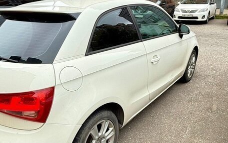 Audi A1, 2011 год, 1 150 000 рублей, 3 фотография