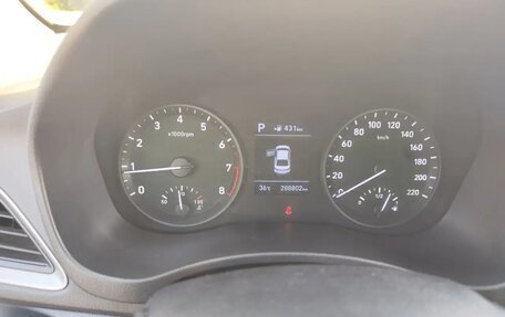 Hyundai Solaris II рестайлинг, 2017 год, 1 150 000 рублей, 4 фотография