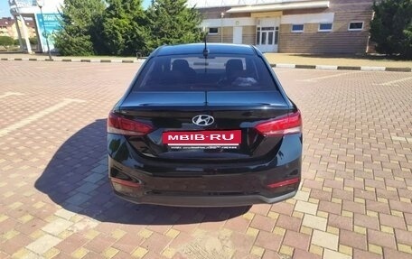 Hyundai Solaris II рестайлинг, 2017 год, 1 150 000 рублей, 9 фотография