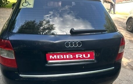 Audi A4, 2003 год, 750 000 рублей, 4 фотография