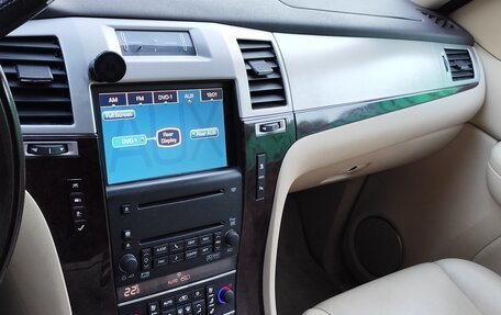 Cadillac Escalade III, 2008 год, 1 100 000 рублей, 16 фотография