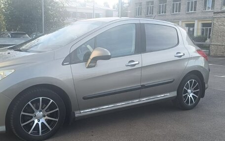 Peugeot 308 II, 2010 год, 580 000 рублей, 2 фотография