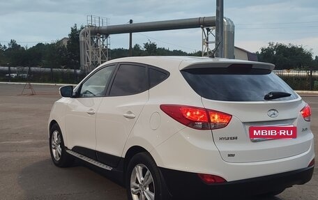 Hyundai ix35 I рестайлинг, 2013 год, 1 180 000 рублей, 5 фотография