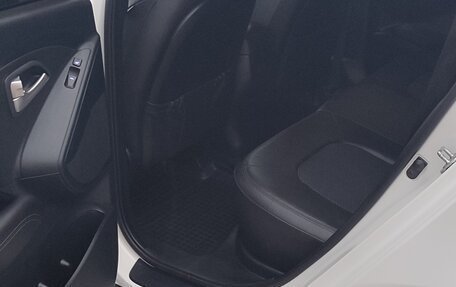 Hyundai ix35 I рестайлинг, 2013 год, 1 180 000 рублей, 21 фотография