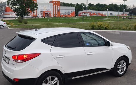 Hyundai ix35 I рестайлинг, 2013 год, 1 180 000 рублей, 27 фотография