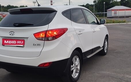 Hyundai ix35 I рестайлинг, 2013 год, 1 180 000 рублей, 25 фотография
