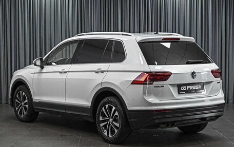 Volkswagen Tiguan II, 2019 год, 2 489 000 рублей, 2 фотография