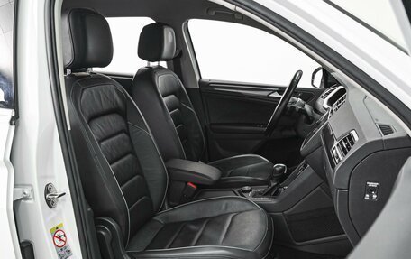 Volkswagen Tiguan II, 2019 год, 2 489 000 рублей, 8 фотография