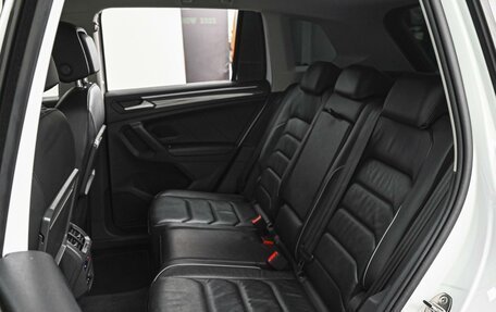 Volkswagen Tiguan II, 2019 год, 2 489 000 рублей, 9 фотография