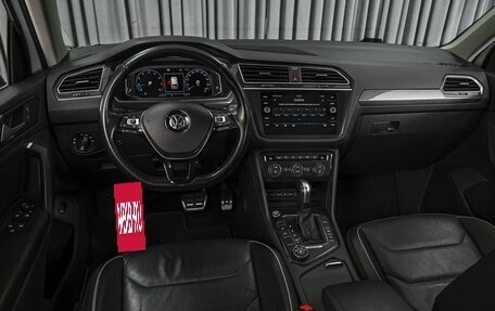 Volkswagen Tiguan II, 2019 год, 2 489 000 рублей, 6 фотография