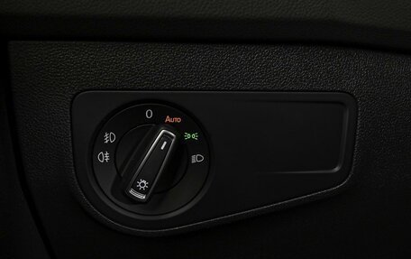 Volkswagen Tiguan II, 2019 год, 2 489 000 рублей, 20 фотография