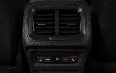 Volkswagen Tiguan II, 2019 год, 2 489 000 рублей, 21 фотография